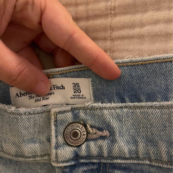 Abercrombie Denim Shorts - Picture 2 of 4